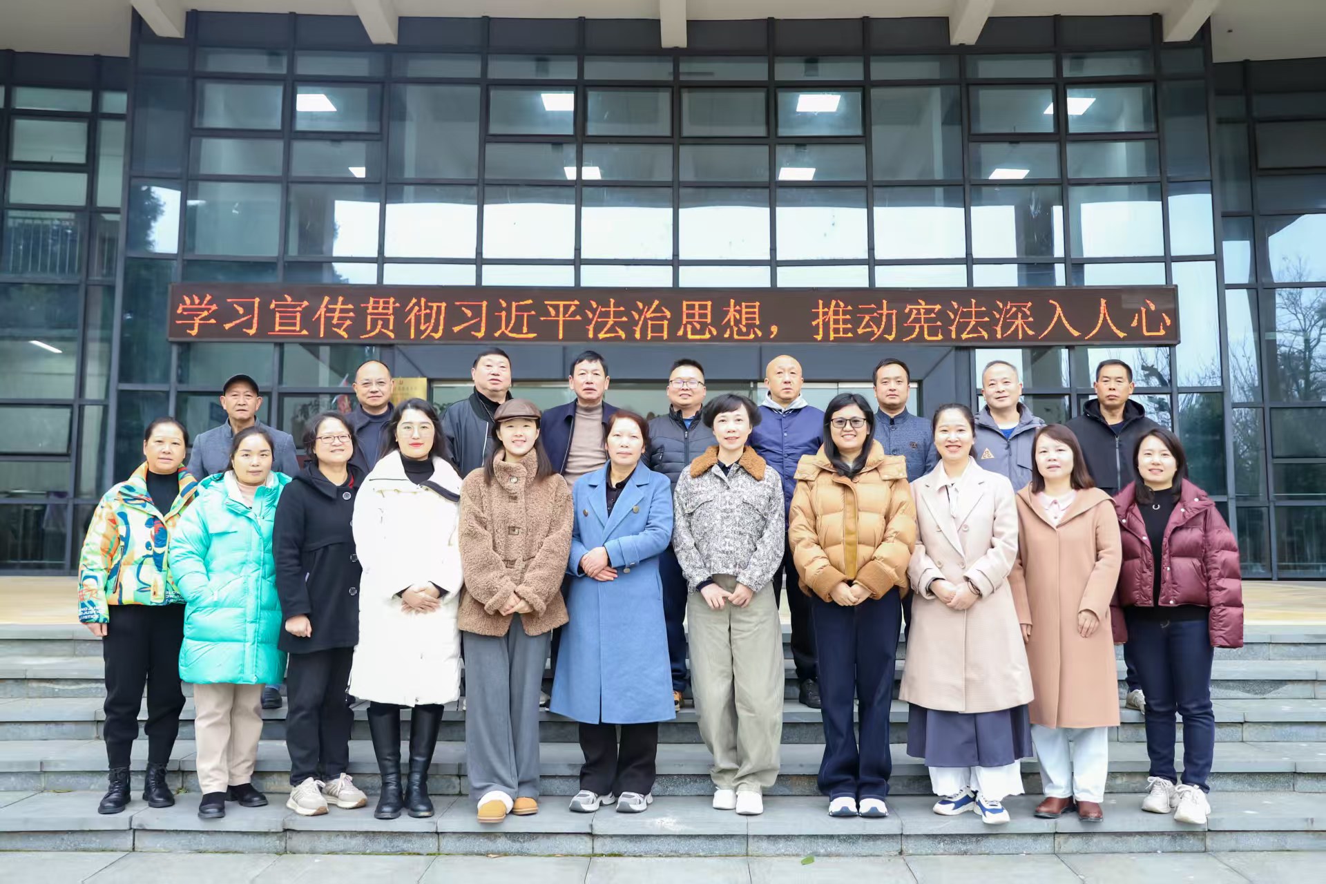 ab68c124bade2498aee86612655184a5.jpg