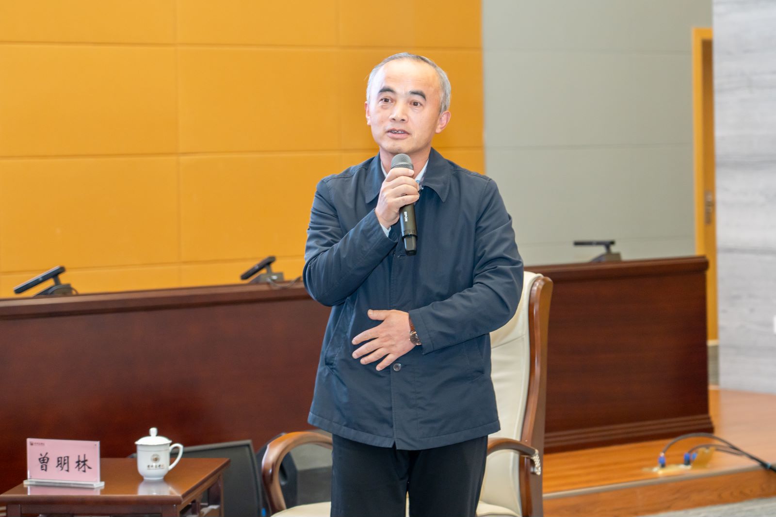 曾明林.jpg 曾明林.jpg