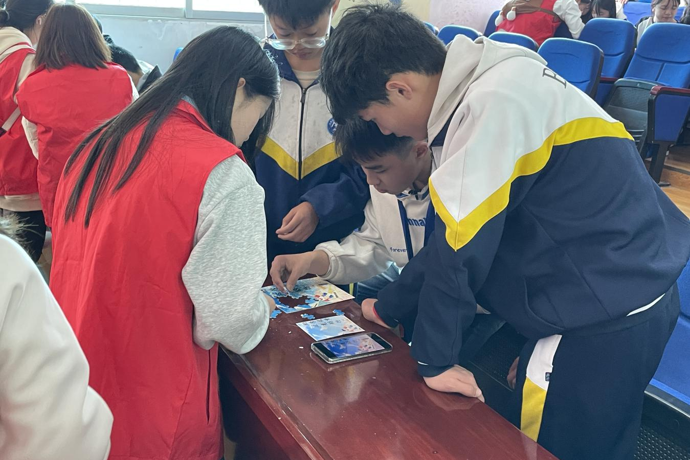 图片2.png 图片2.png